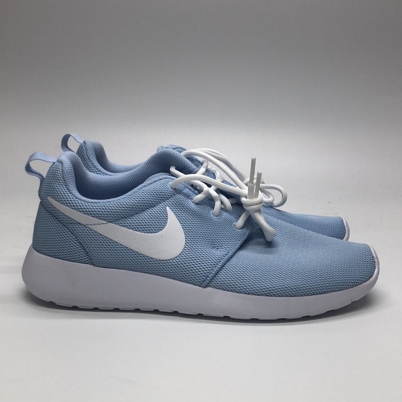 Women’s Nike Roshe One Blue/White 844994-407 New with Box - Picture 3 of 6